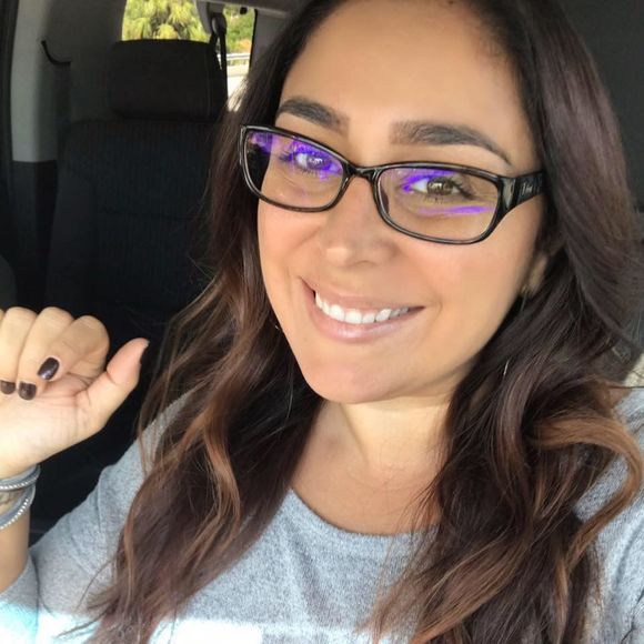 Meet your Posher, Heidi - Picture 1 of 1